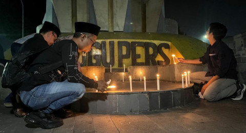 Jurnalis Jambi Gelar Doa untuk Jurnalis Hilang Kontak di Selat Sunda